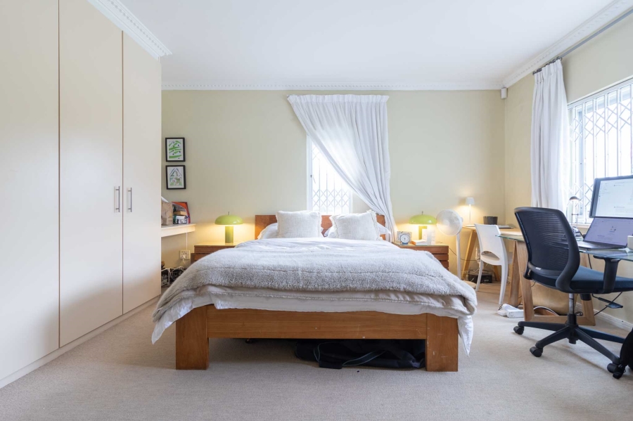 2 Bedroom Property for Sale in Mouille Point Western Cape